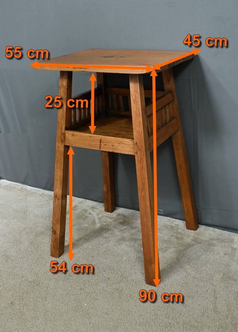 Walnut Sculptor's Stand – 19th Century