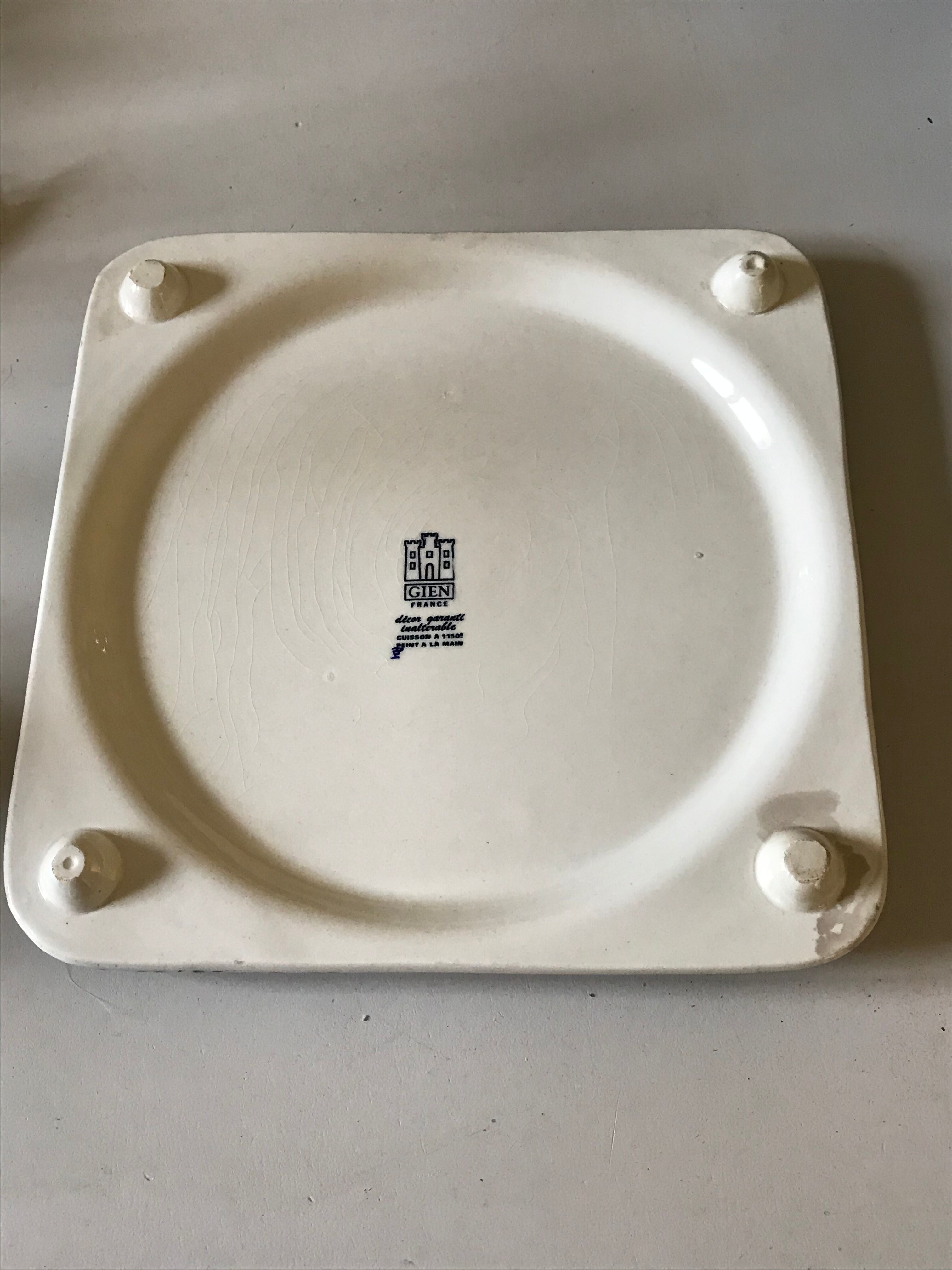 Gien earthenware underside