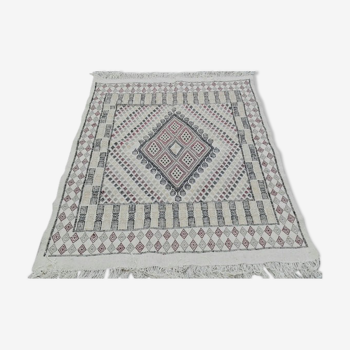 Moroccan Berber kilim in 130x186cm hand made wool rug