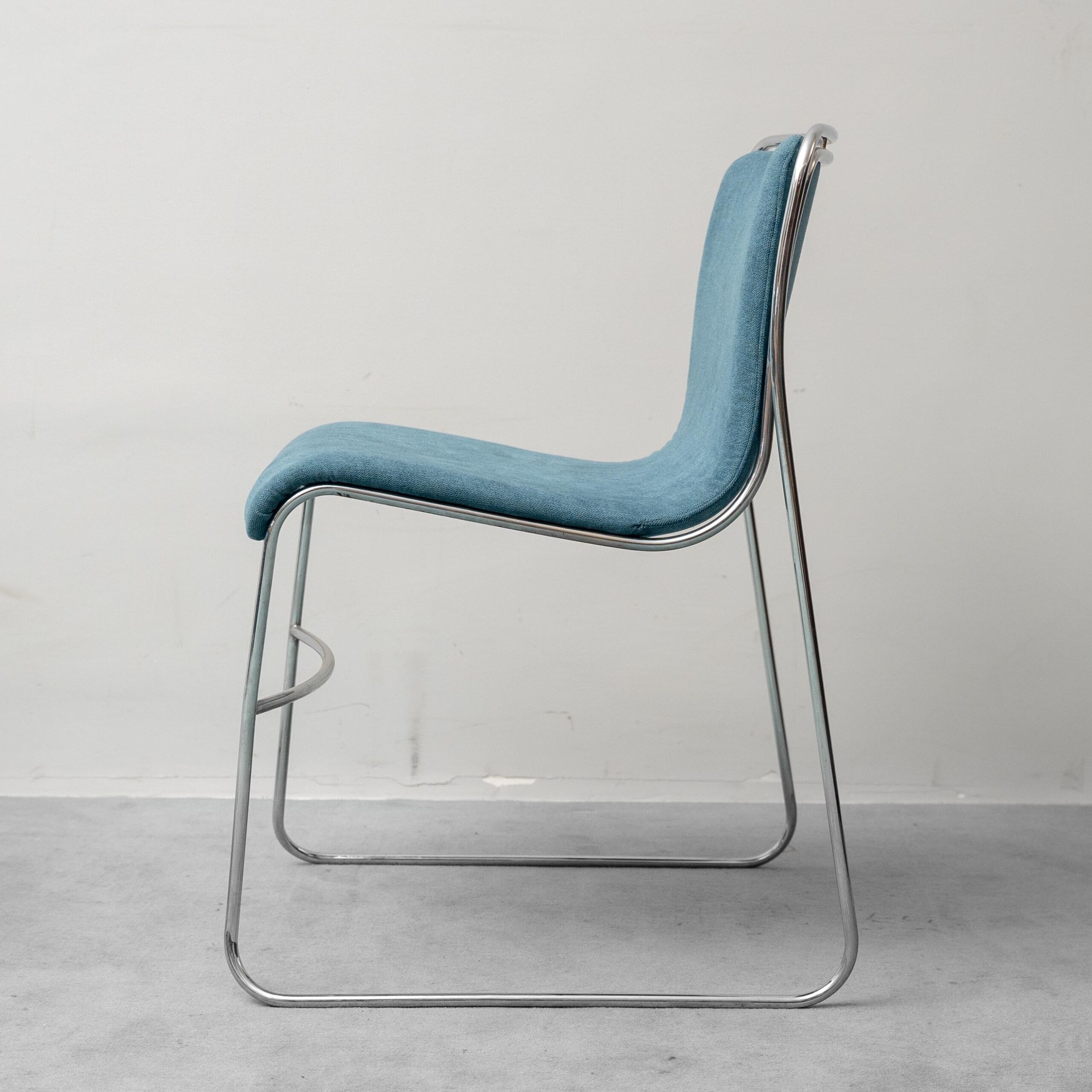 Set of 4 vintage metal and blue fabric chairs, 1970s modernist