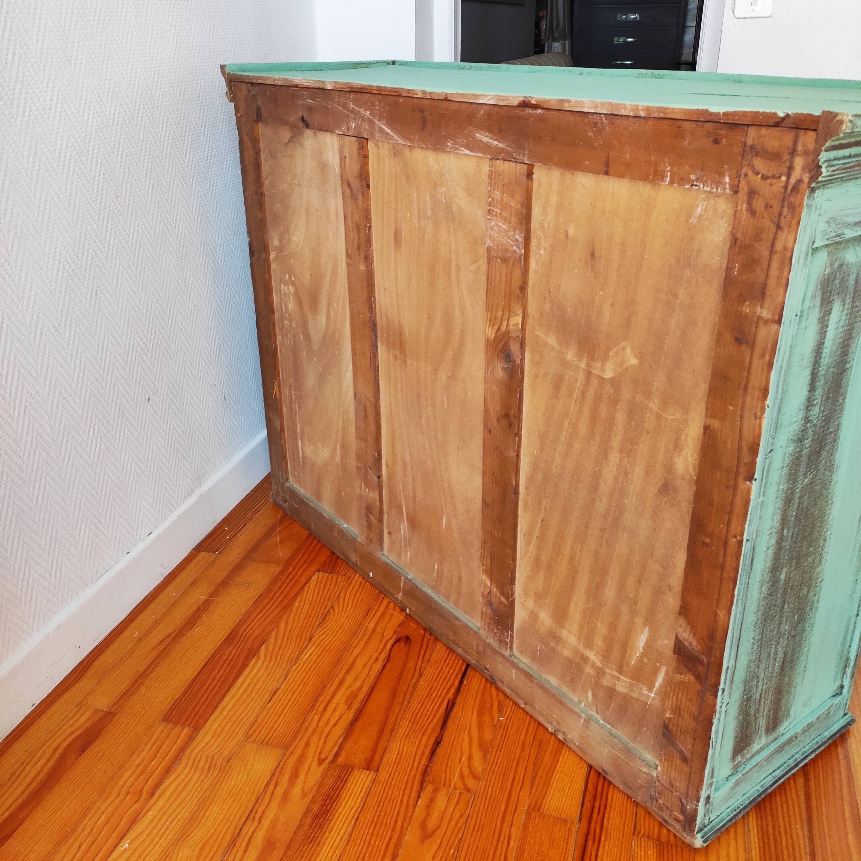 Glazed Parisian buffet