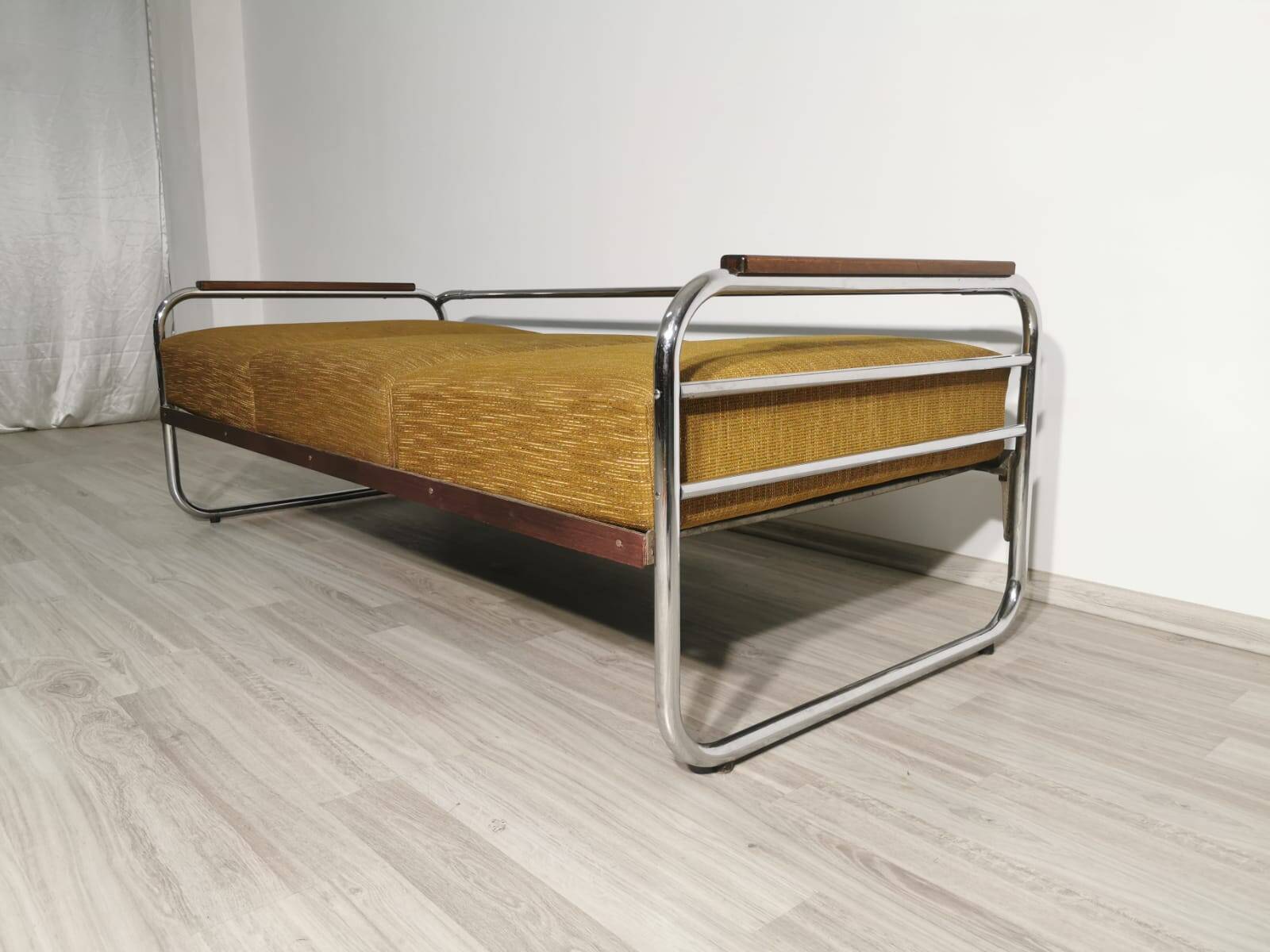 Bauhaus Chrome Sofa by Robert Slezak for Slezak Factories, 1930s