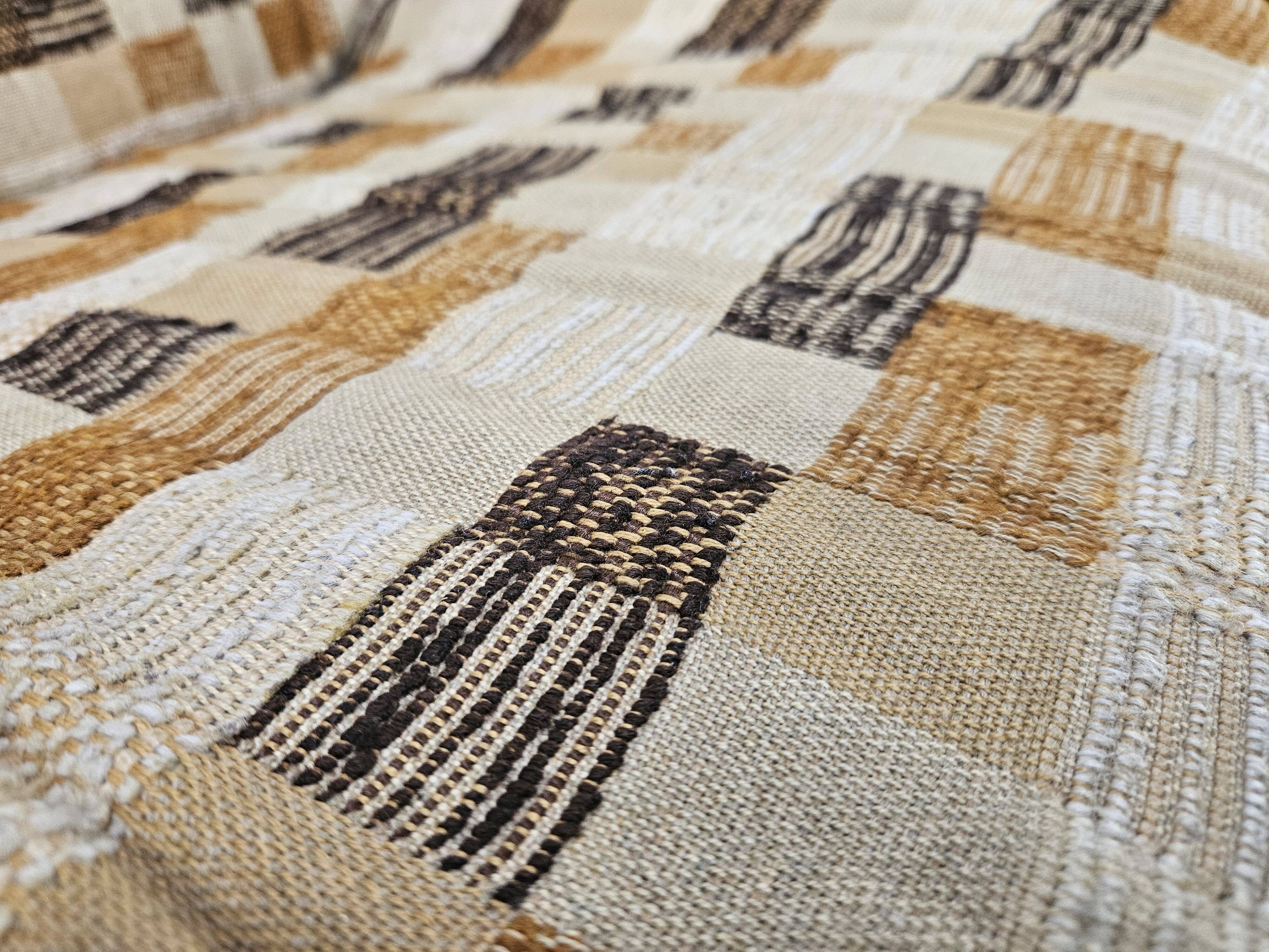 Modular fabric armchairs from the 1970s