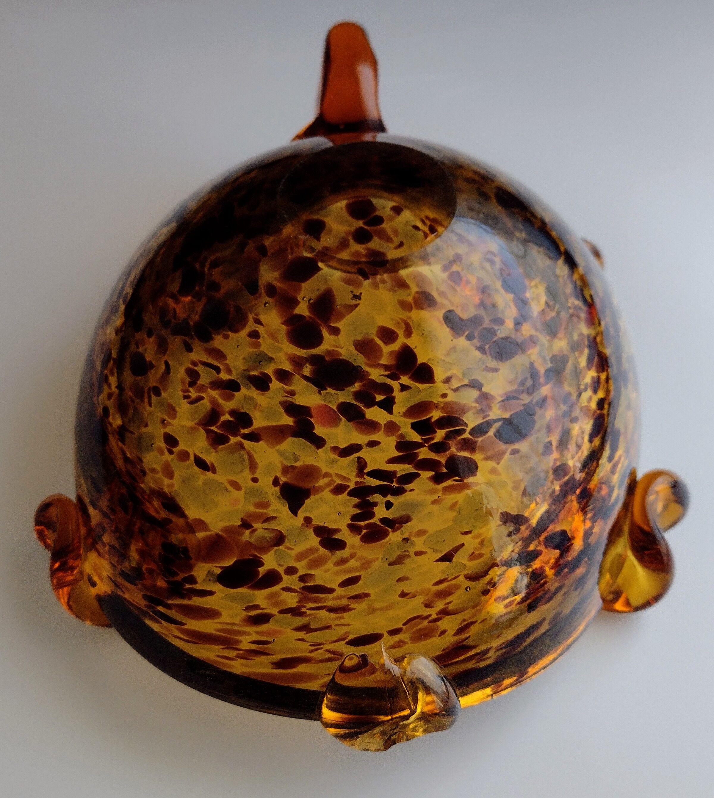 Murano speckled glass tortoise ashtray decoration