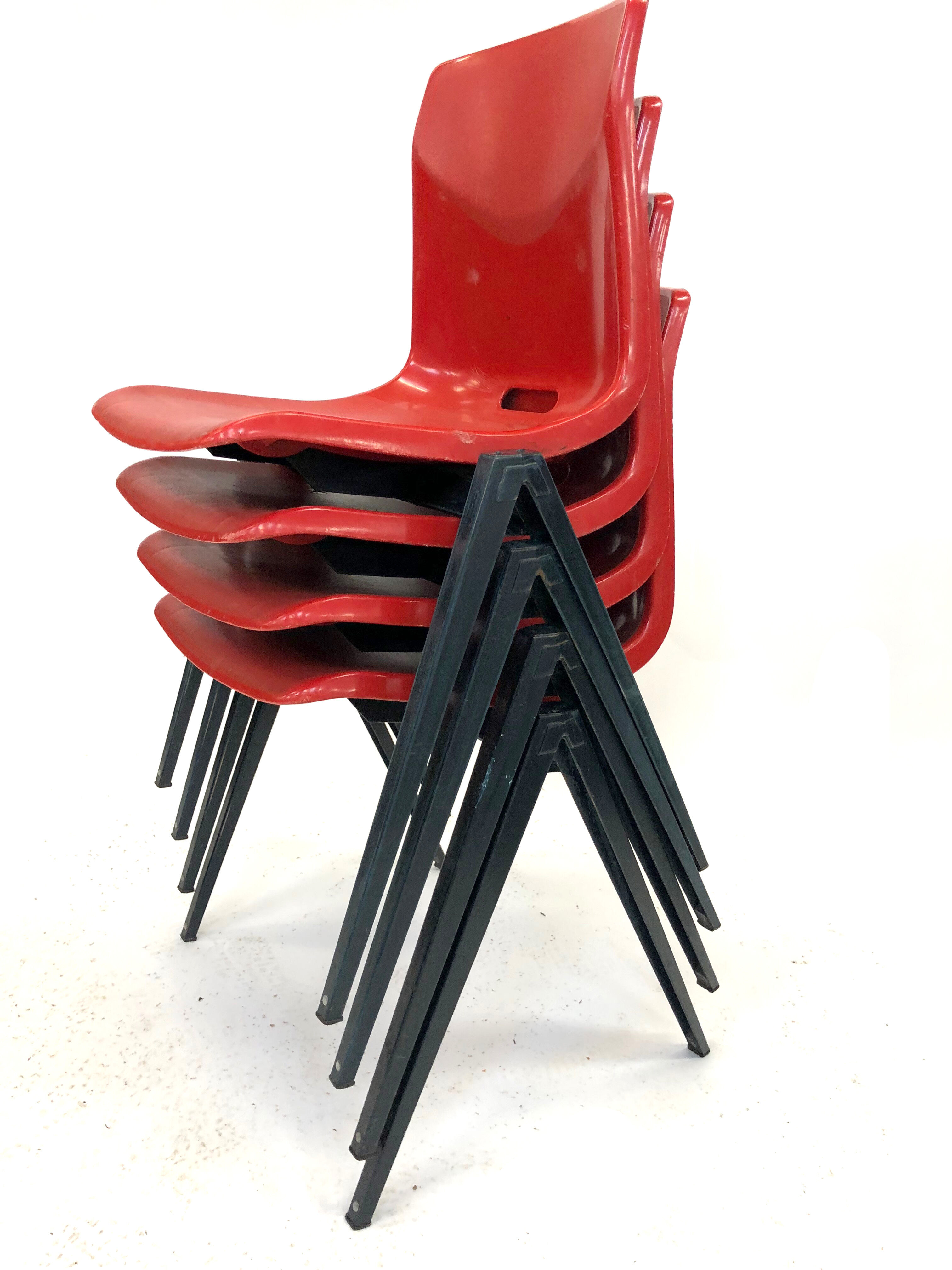 Chaise galvanitas vintage avec pieds compas