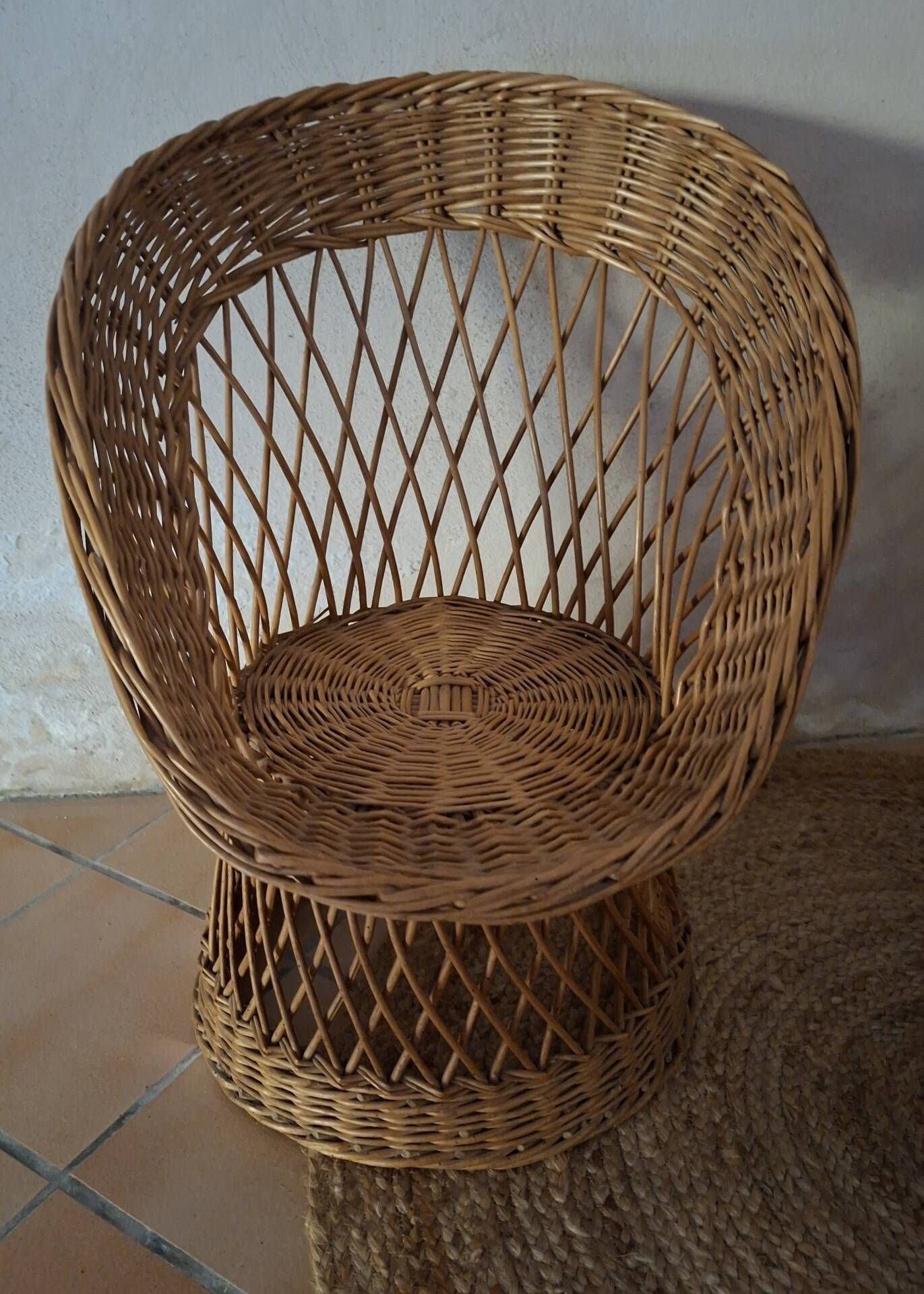 Set of 2 vintage rattan armchairs