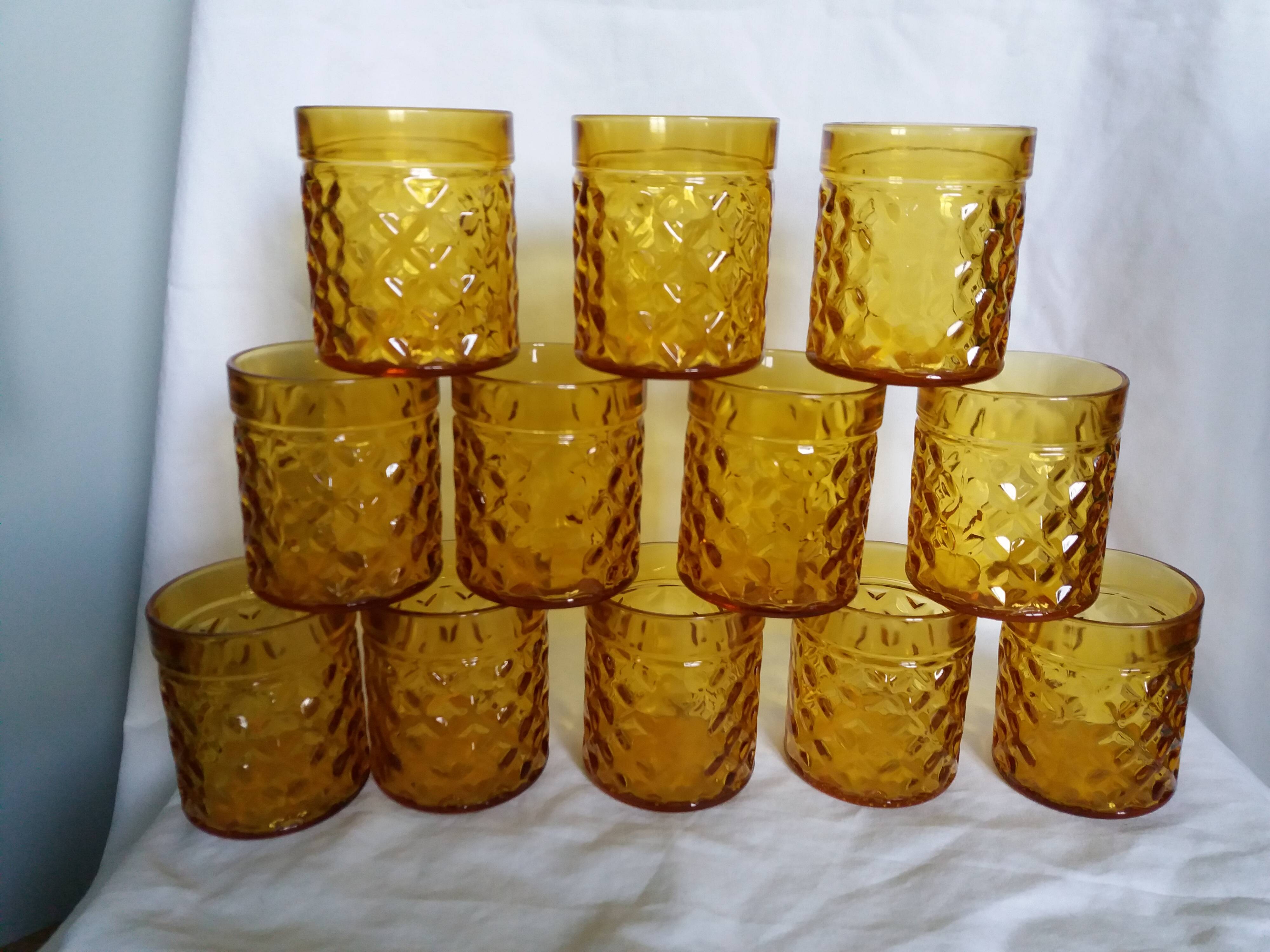 Pernod glasses with pineapple diamond tip decoration