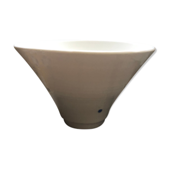 Porcelain flared bowl