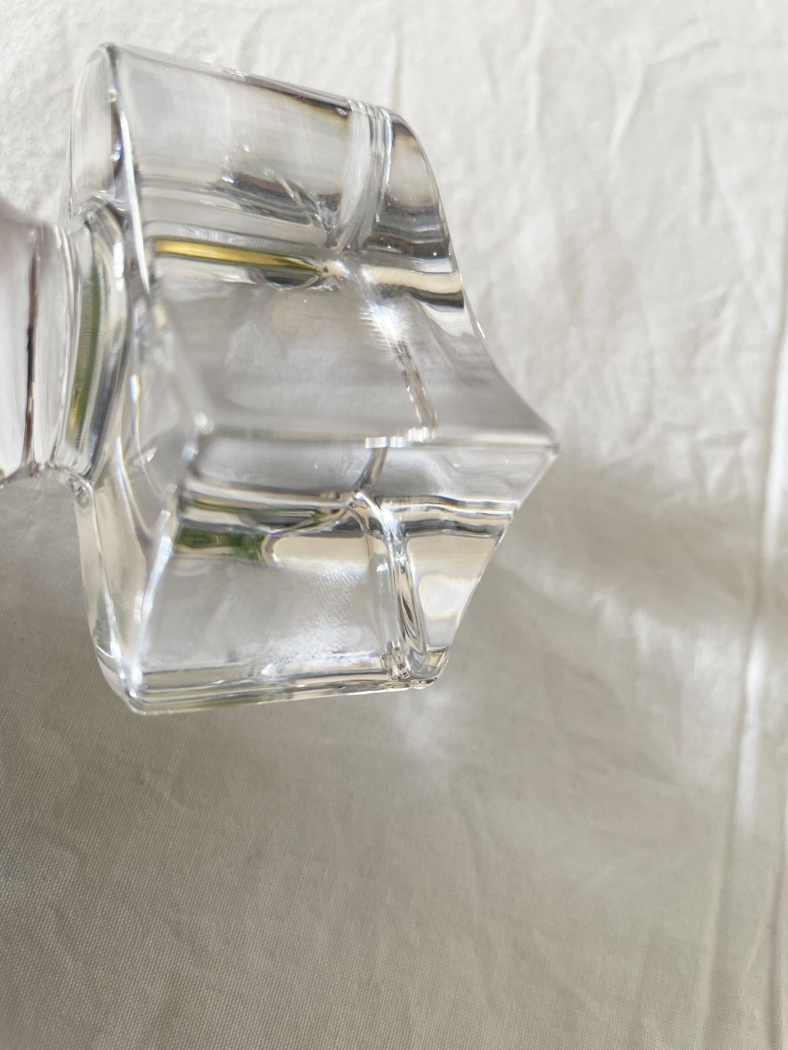 Carafe à whisky en cristal galbé