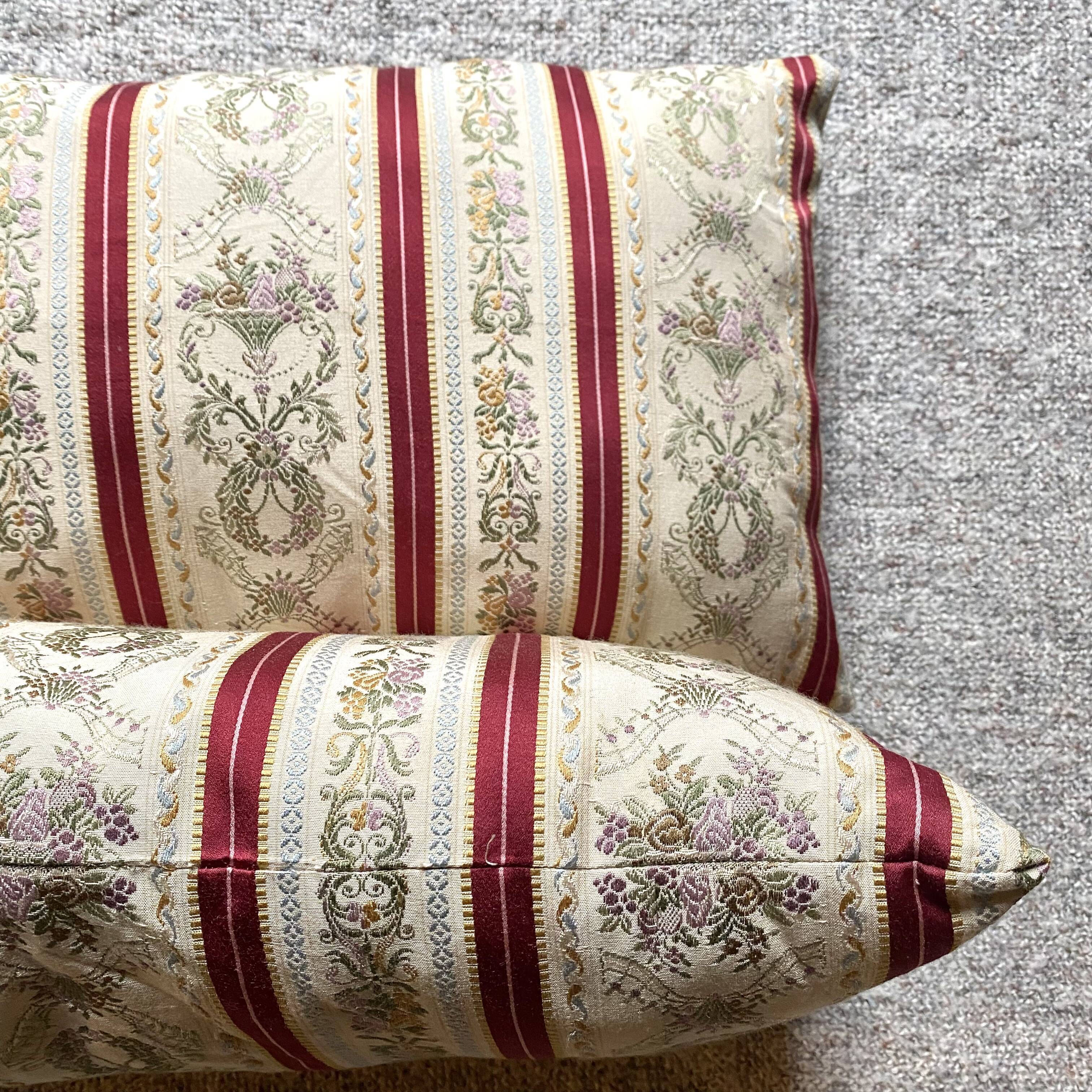 Rectangular cushions in antique fabric