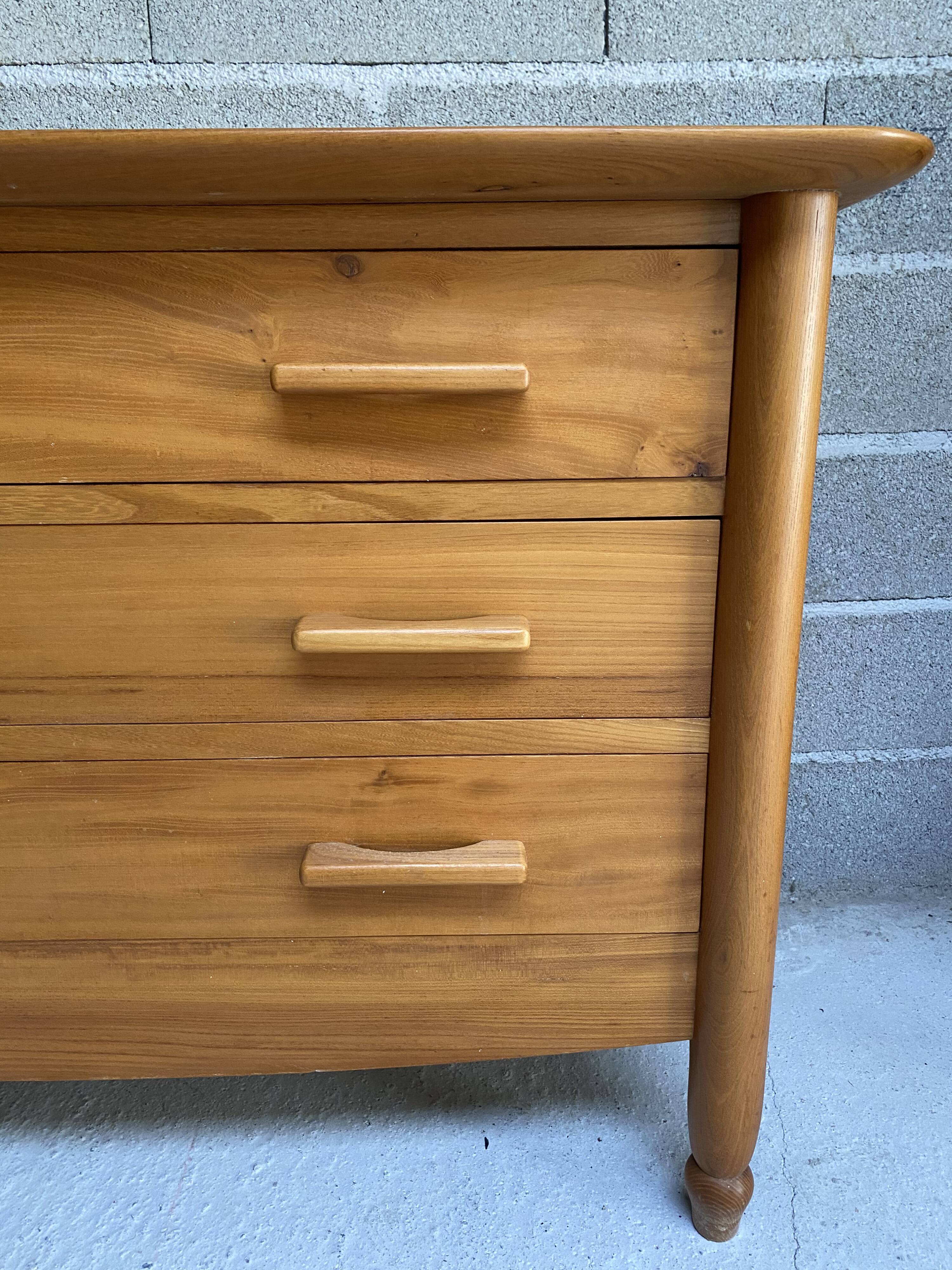 Vintage Regain chest of drawers