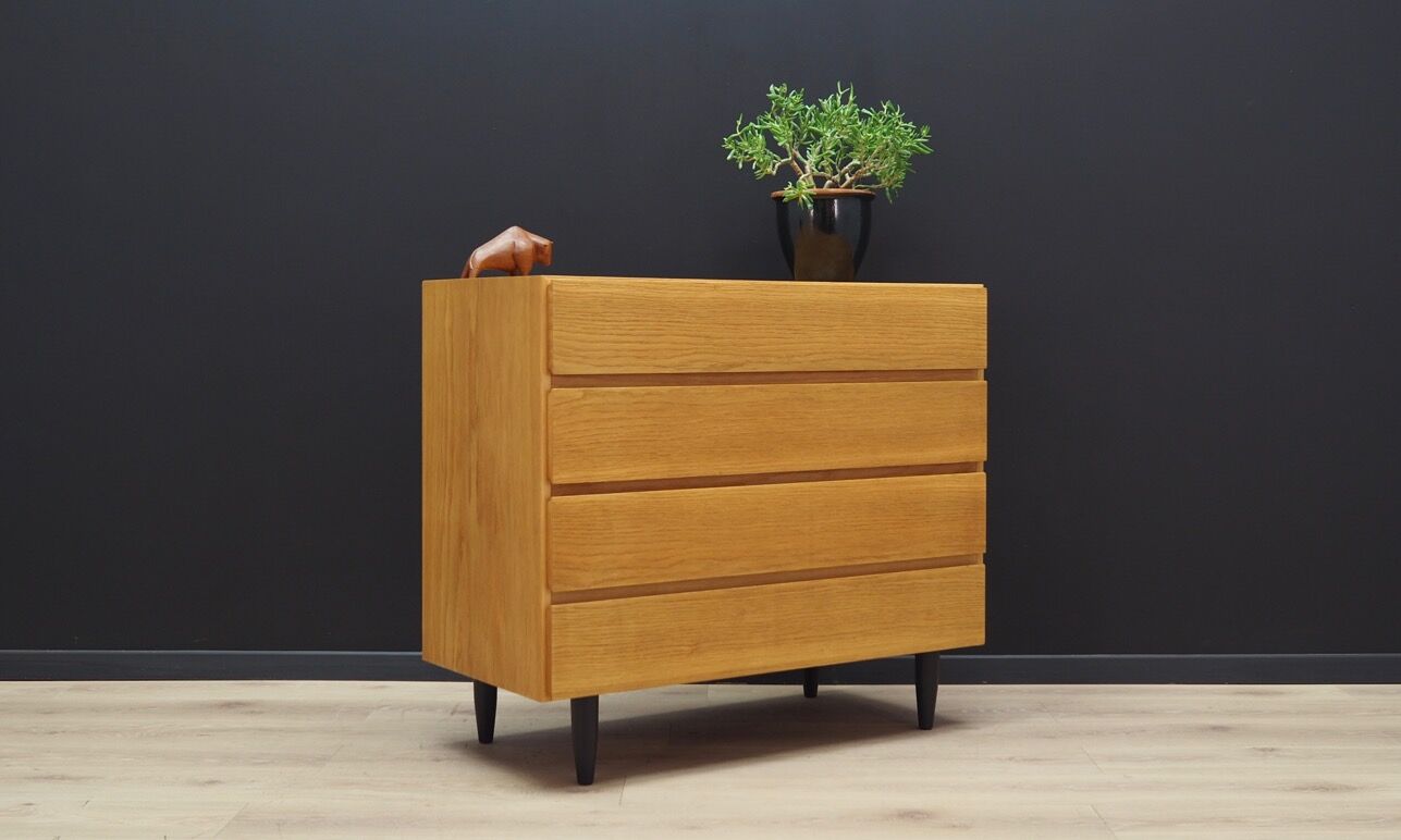 Vinde chest of drawers