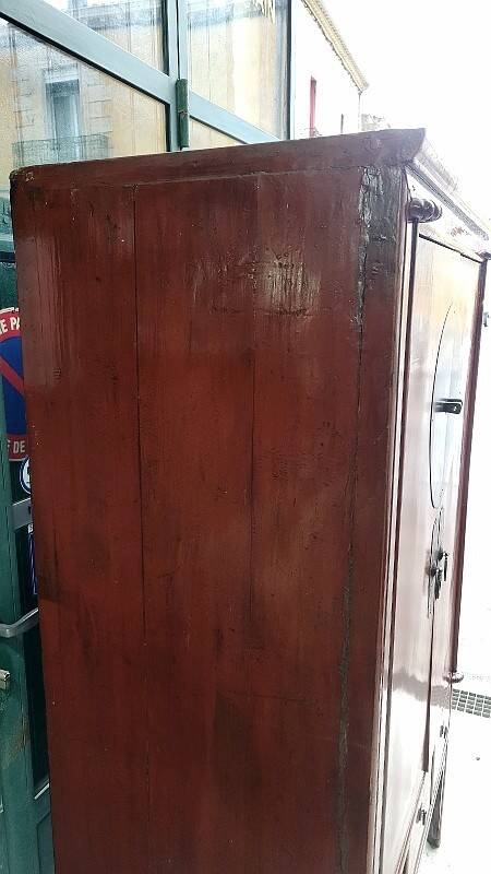 Small Asian lacquered wardrobe with 2 doors and 5 drawers.