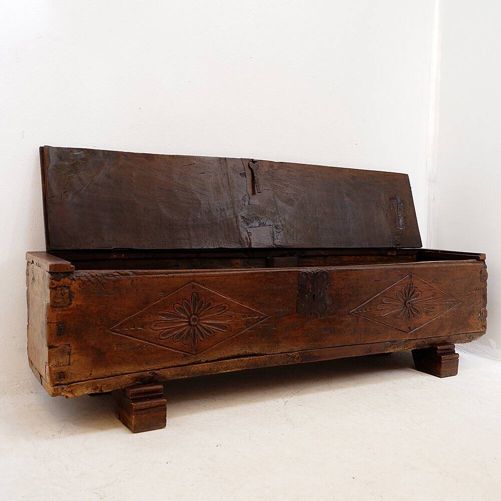 Spanish carved oak bank chest - 18th century