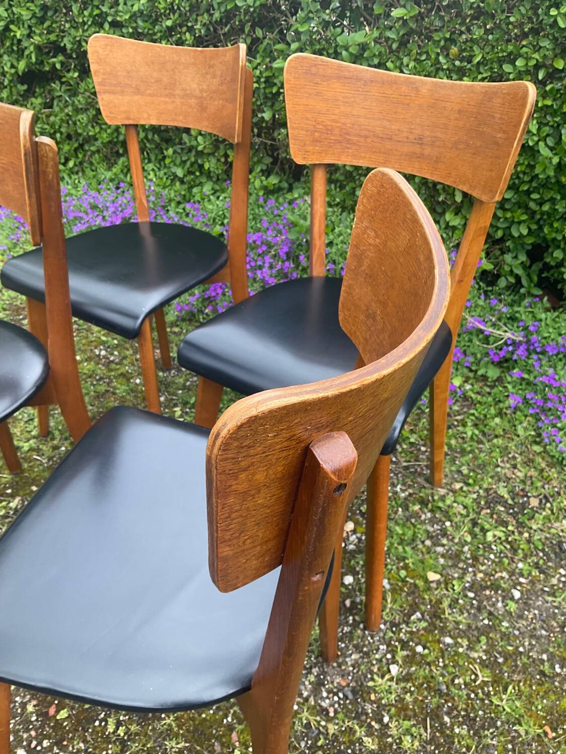 Series of 4 vintage chairs from the 50s and 60s
