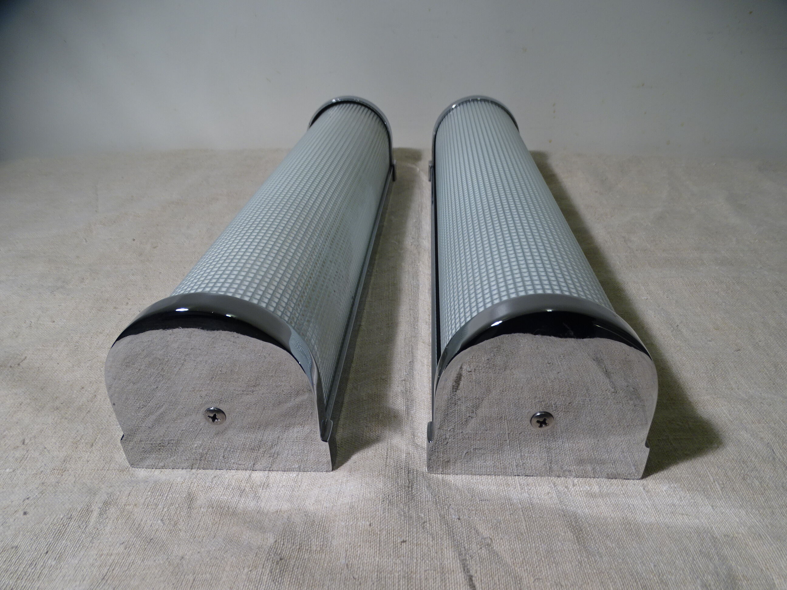 Pair of wall lamps Fontana Arte Design Italy