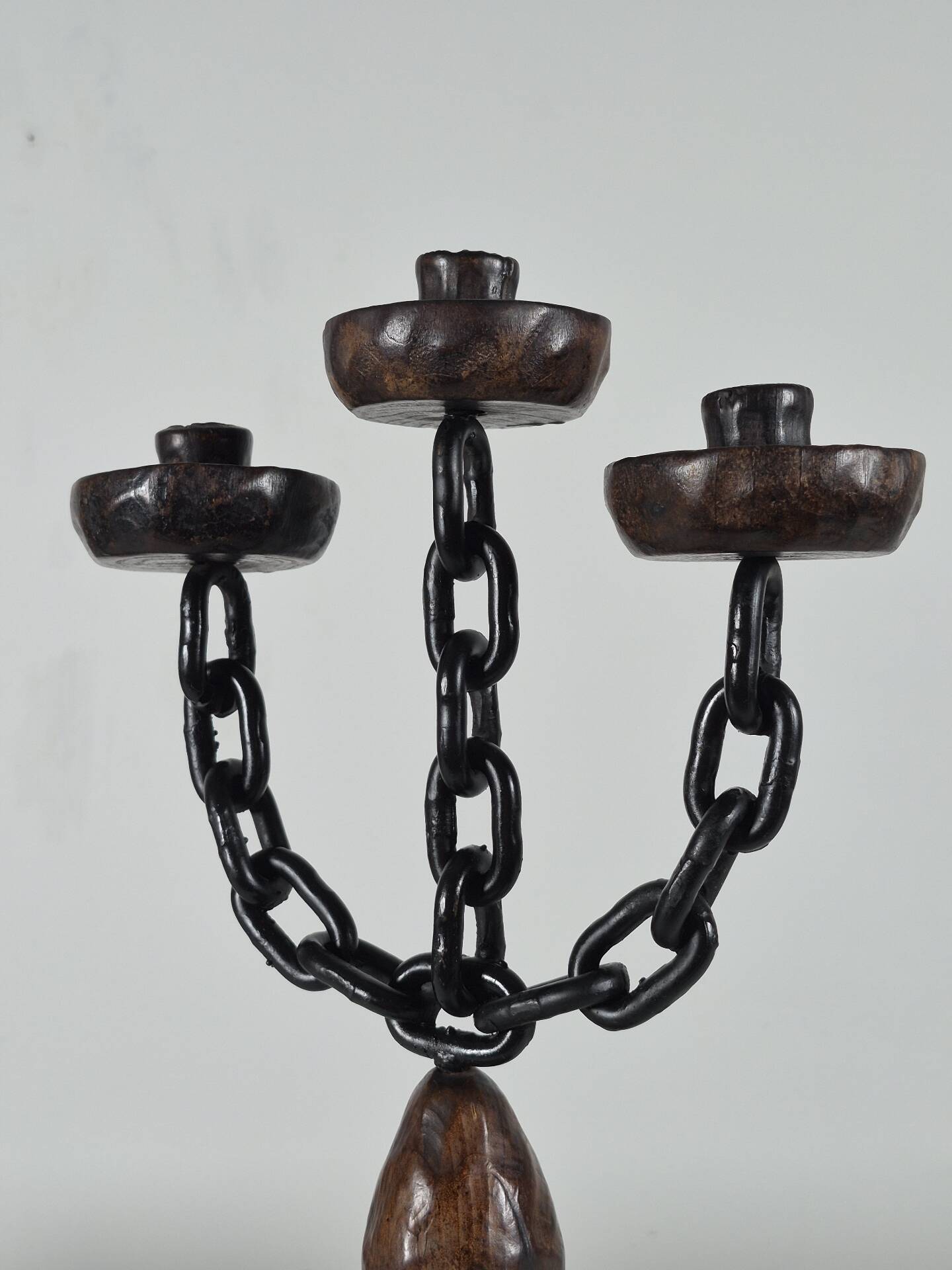 Vintage brutalist chain decor candleholder spain