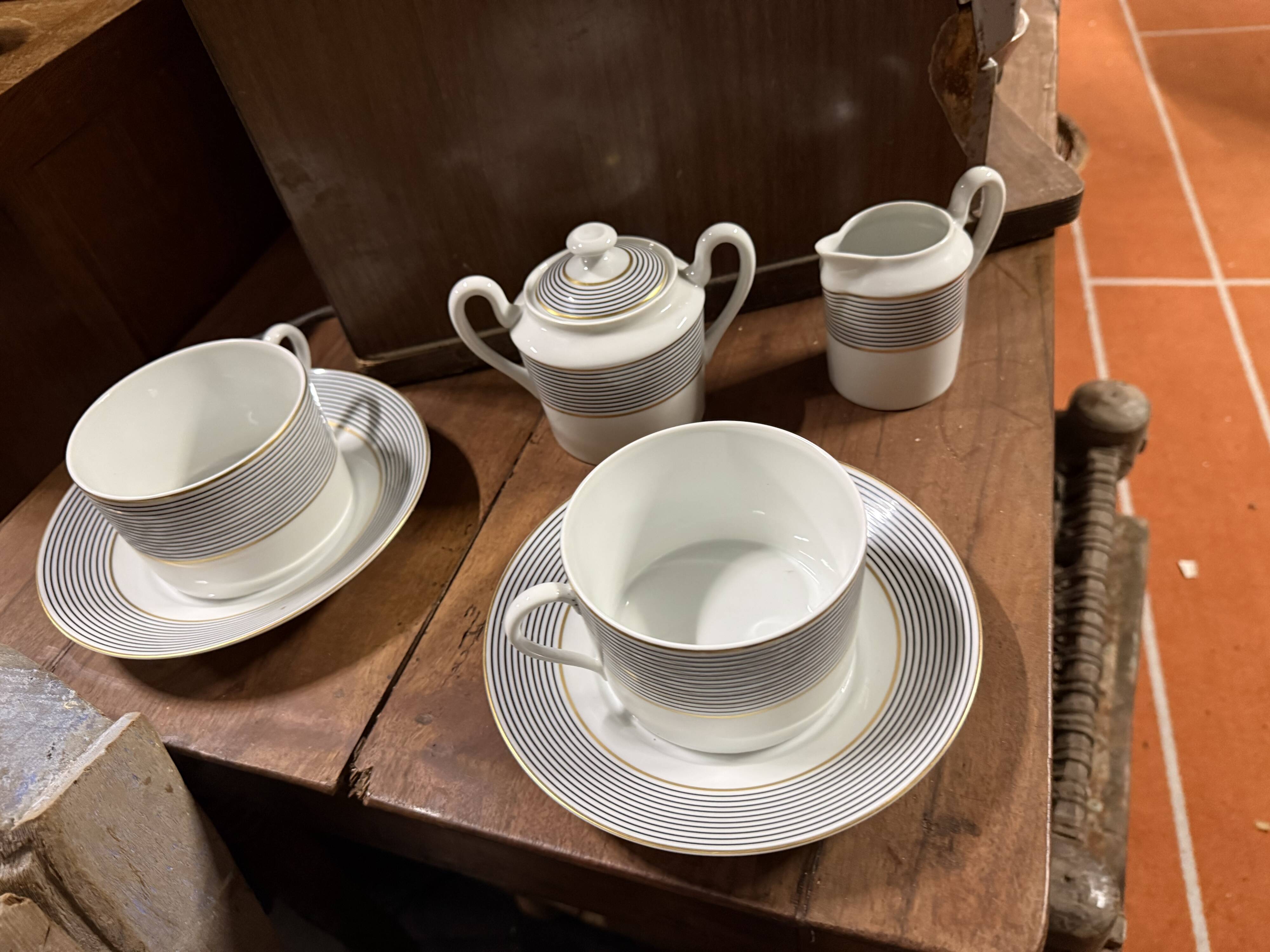 Limoges porcelain tête-à-tête by Raynaud