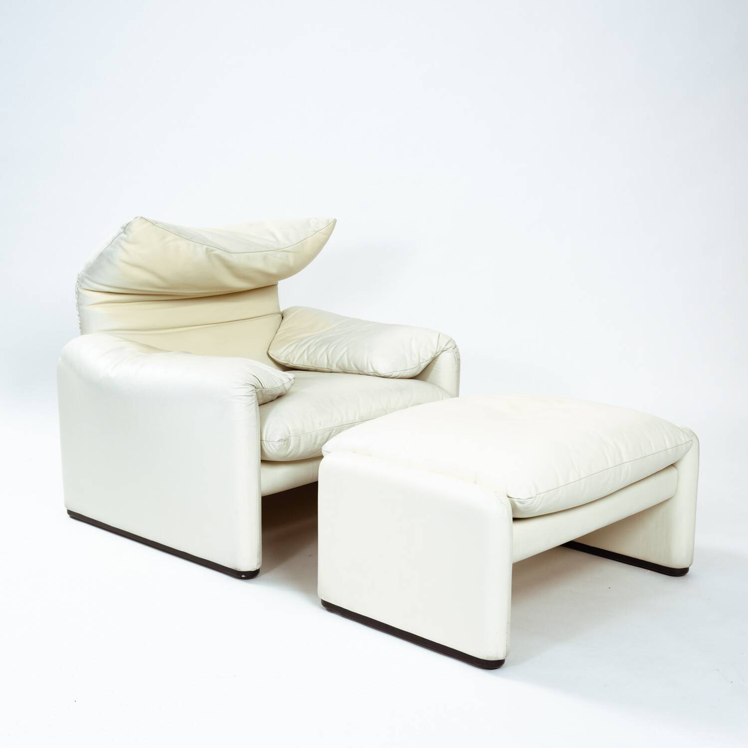 Chaise Maralunga de Vico Magistretti en cuir blanc
