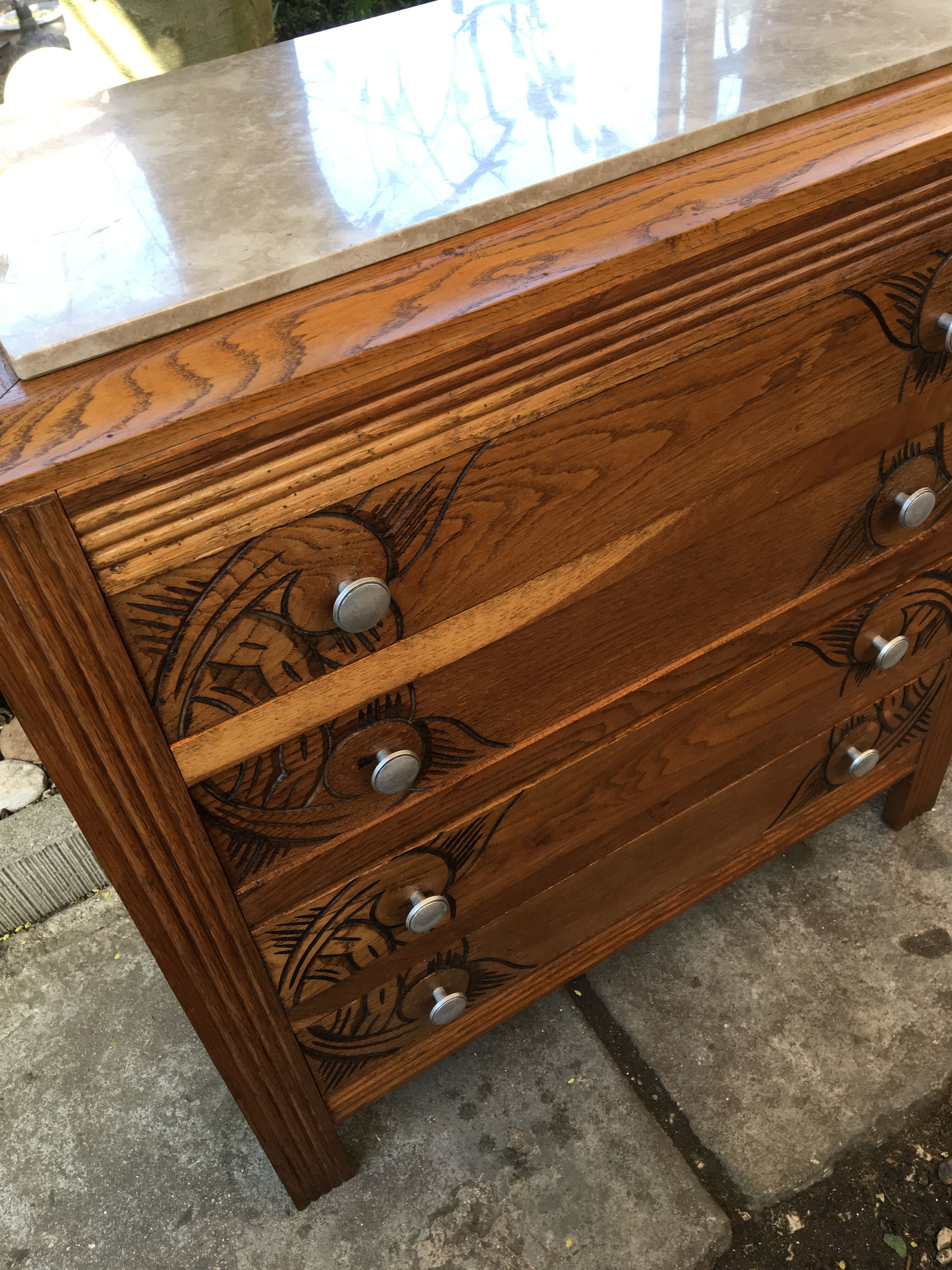 Art deco chest of drawers