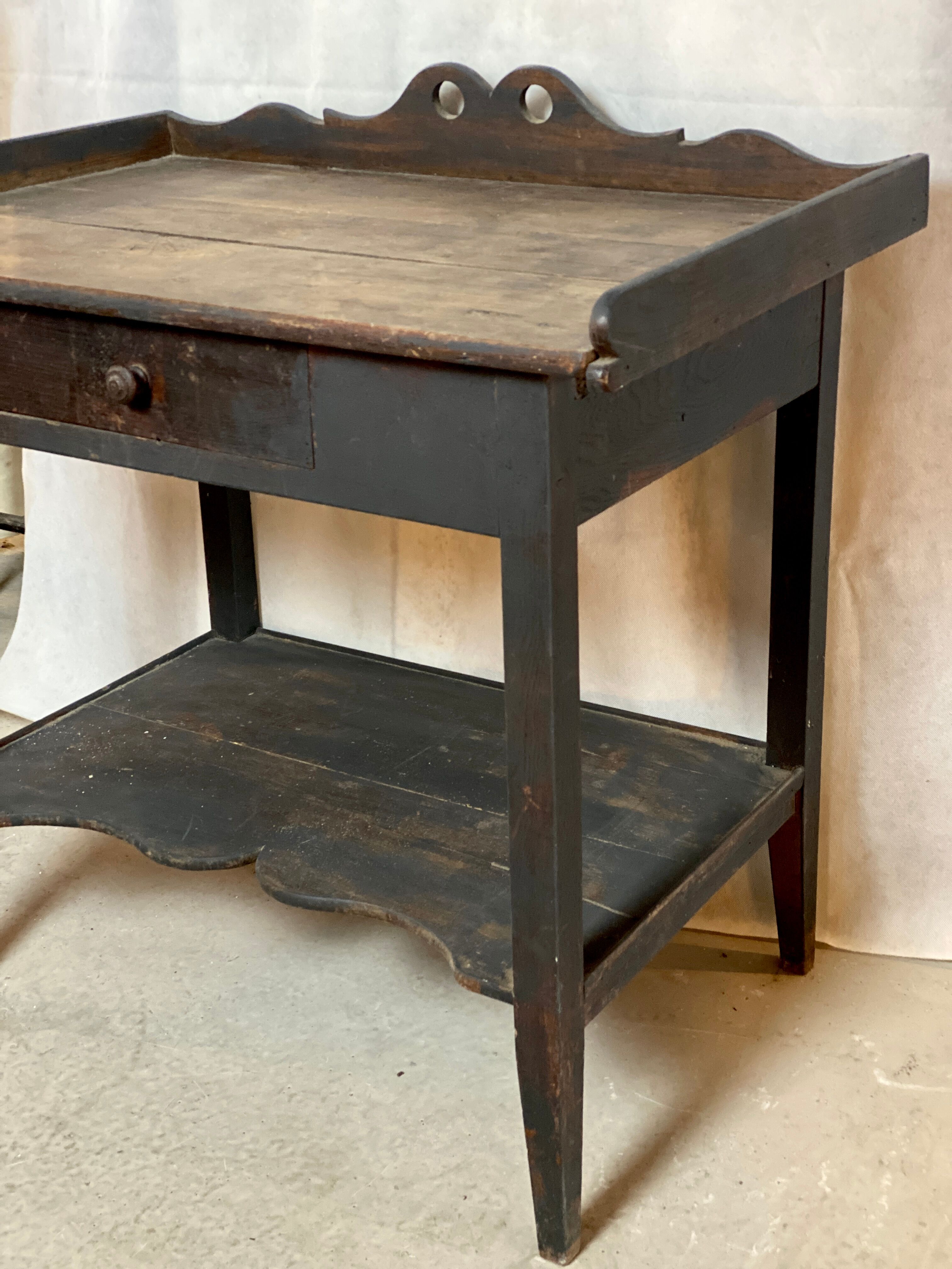 Petite table d'appoint