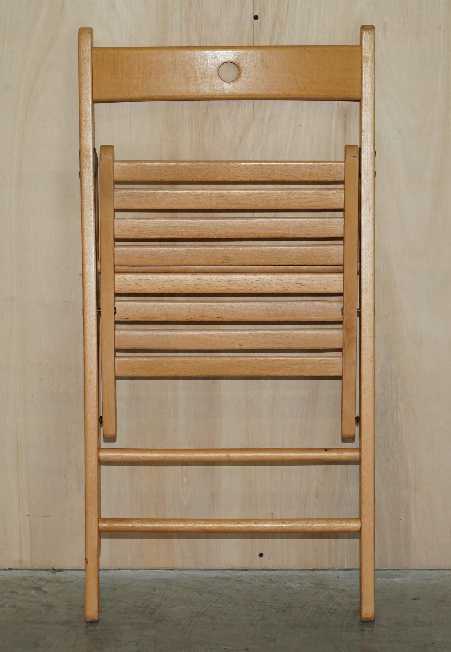 Set of 4 folding steamer chairs in oak from around 1940.