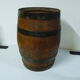 Ancien tonneau en bois et fer vin