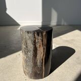 Small side table in black petrified wood with light streaks H: 27.5cm D: 18.5cm