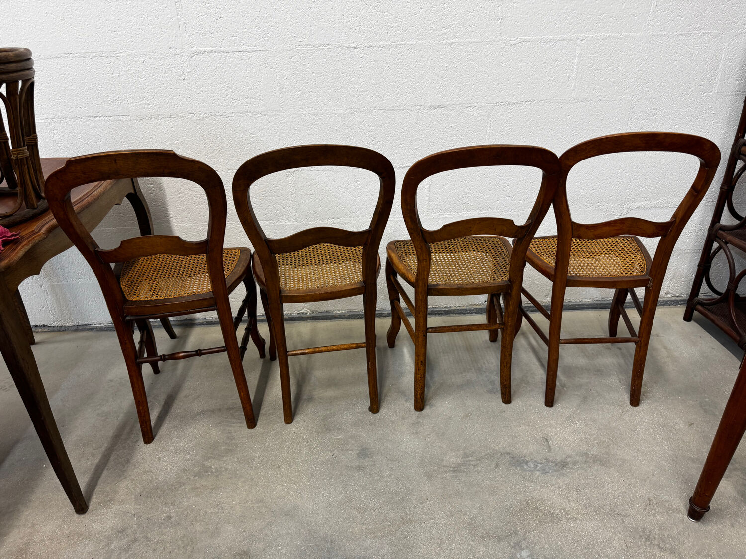 Lot de 4 chaises en cannage et bois Louis Philippe