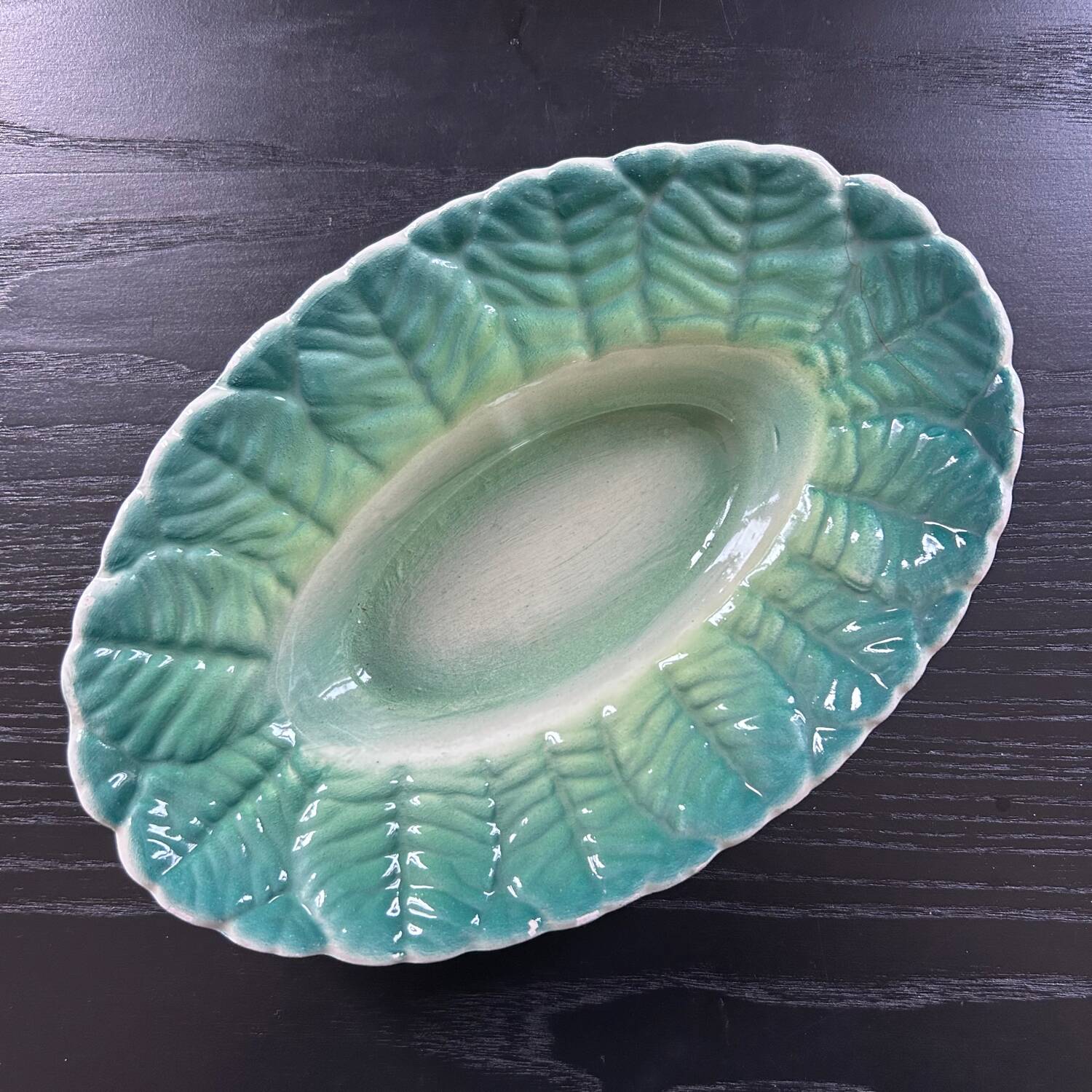 Oval slip dish