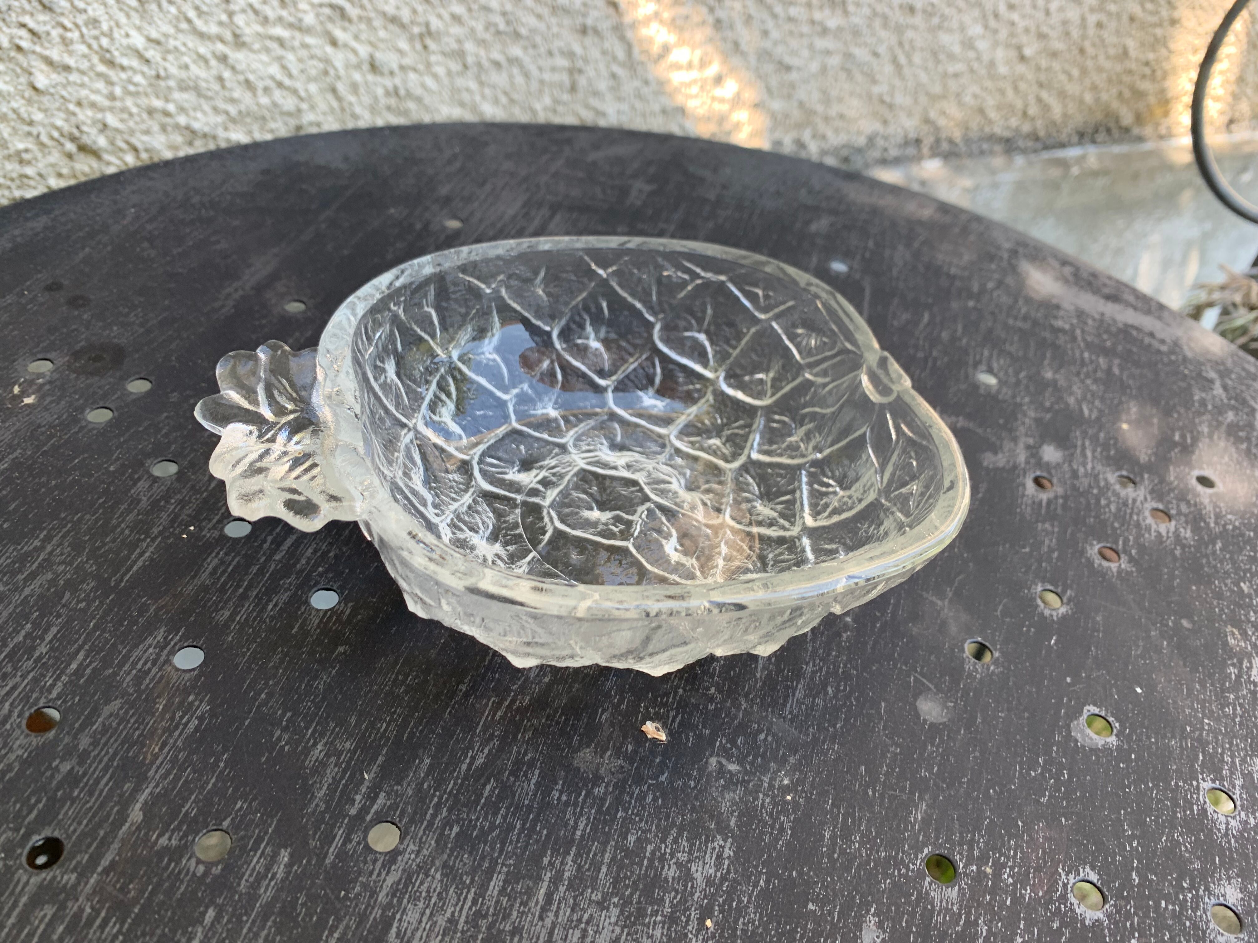 5 vintage transparent molded glass pineapple cups