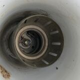 Industrial enamelled bowl suspension