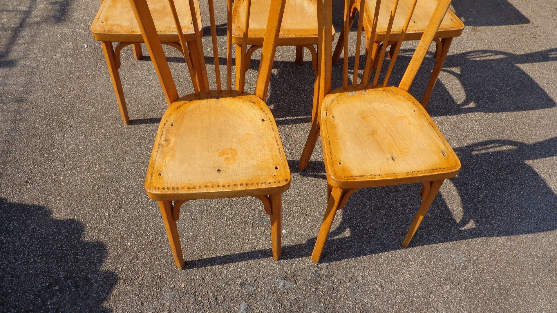 Série de 9 chaises Baumann