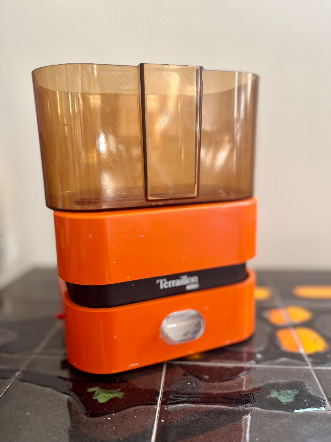 Terraillon 4000 vintage orange scale