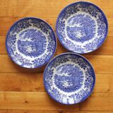 3 Broadhurst Staffordshire English earthenware calotte plates