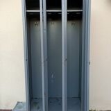 Metal cloakroom cabinet