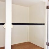 Buffet en formica blanc tramé vert des années 60