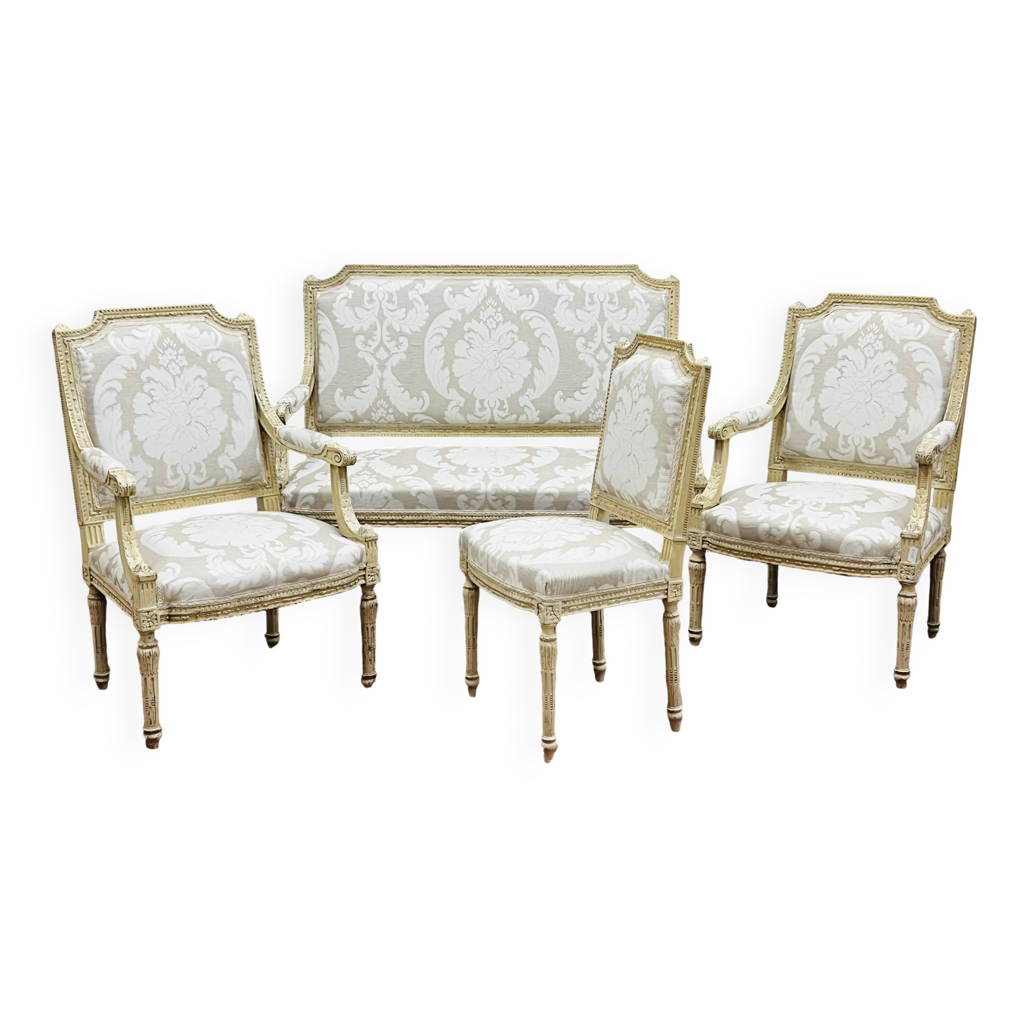 Salon style Louis XVI