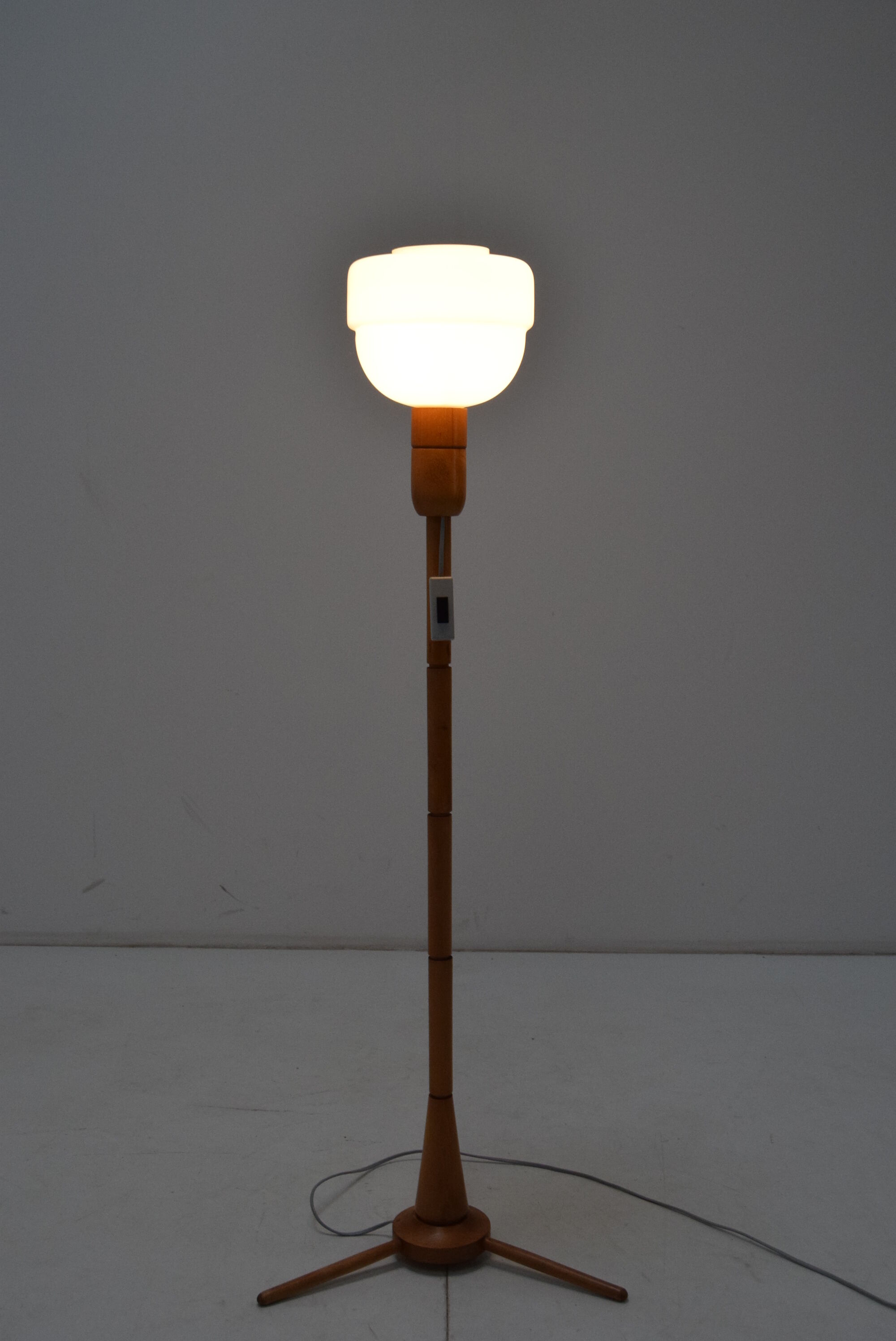 Mid-century floor lamp uluv,1950