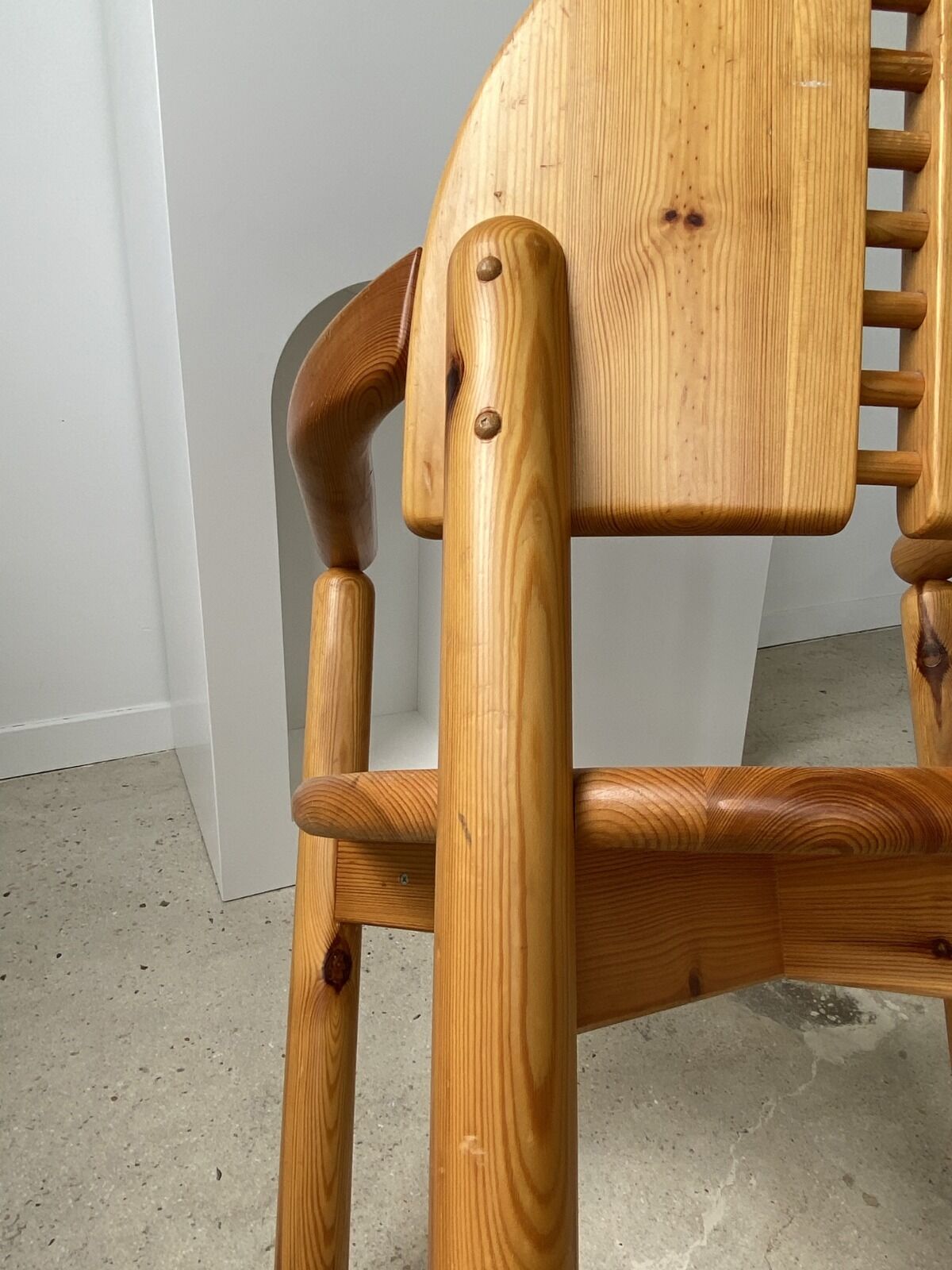 Pine armchair René Daumiller