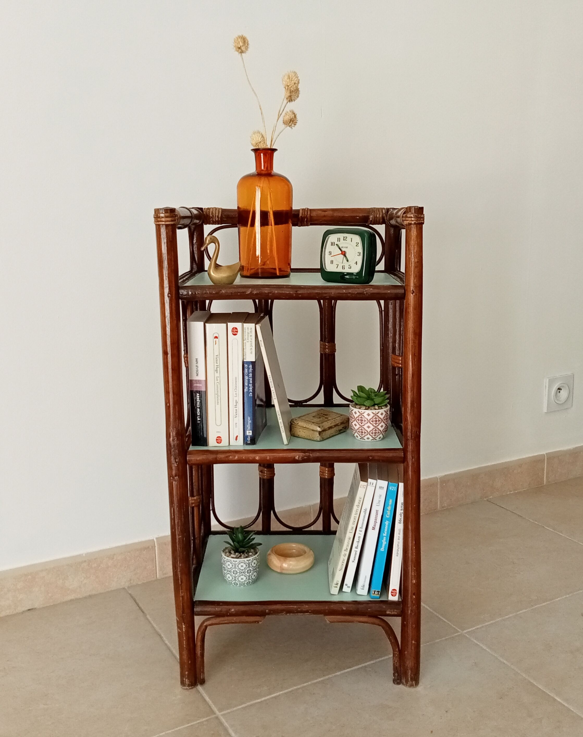 Vintage stand shelf in bamboo and rattan