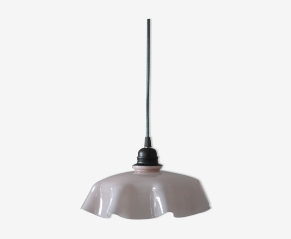 Suspension vintage en opaline rose pâle effet drapé