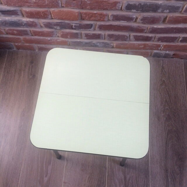 Stool formica