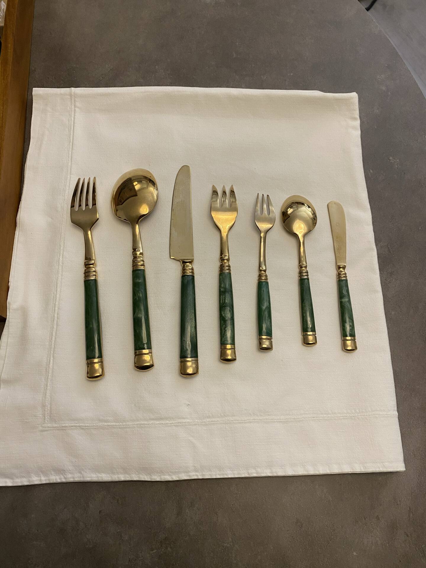 Ménagère Vintage Laiton & Teck Style Mid-Century – 1960/1970 – Manches