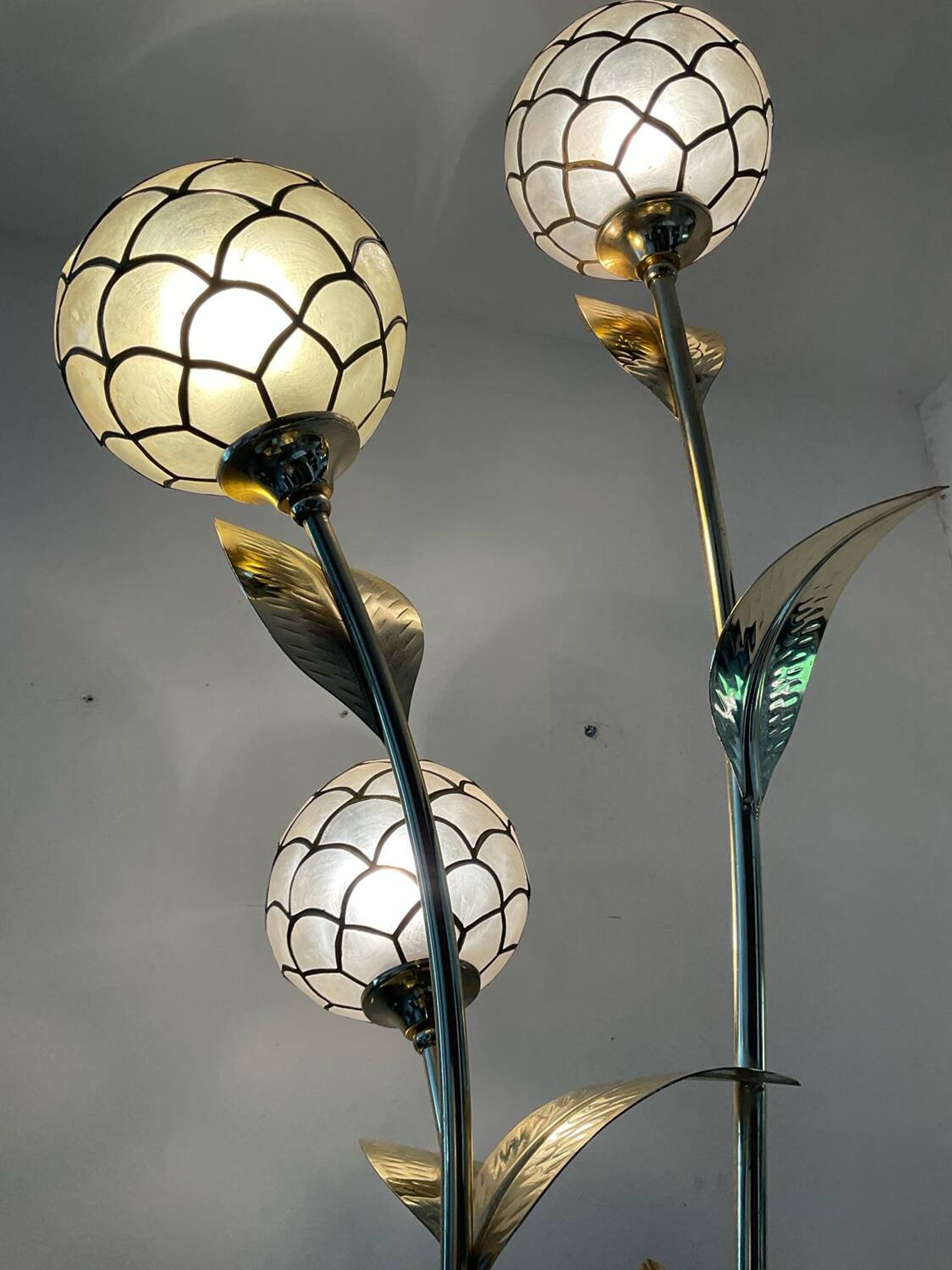 Vintage brass and mother-of-pearl floor lamp from the 70s