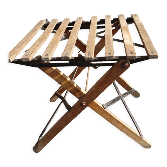 Folding stool