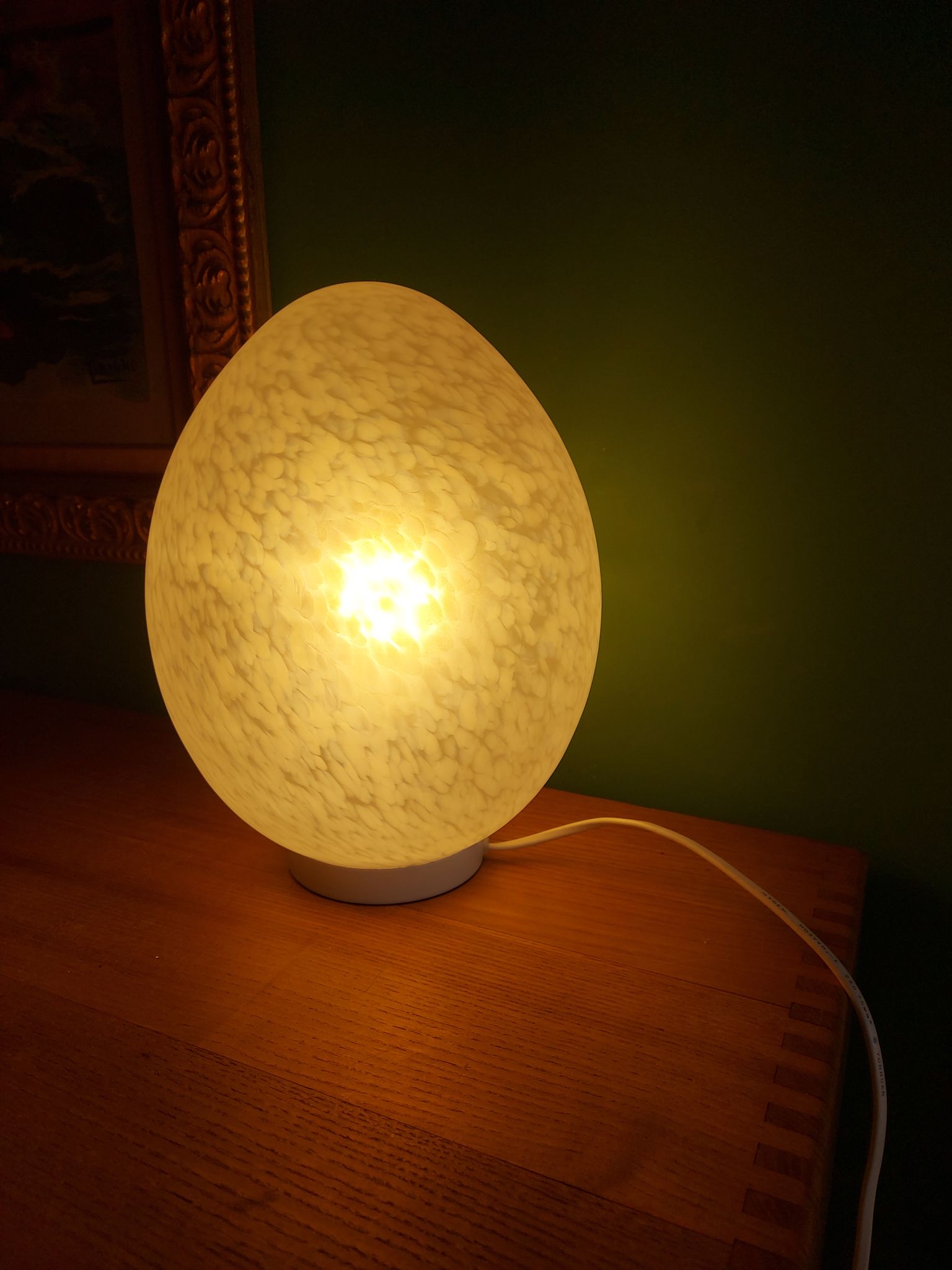 Glass egg lamp