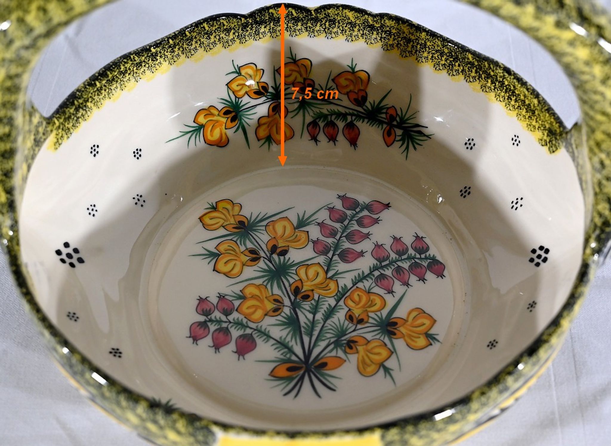 Earthenware basket, Manufacture Henriot Quimper – Mid-twentieth century