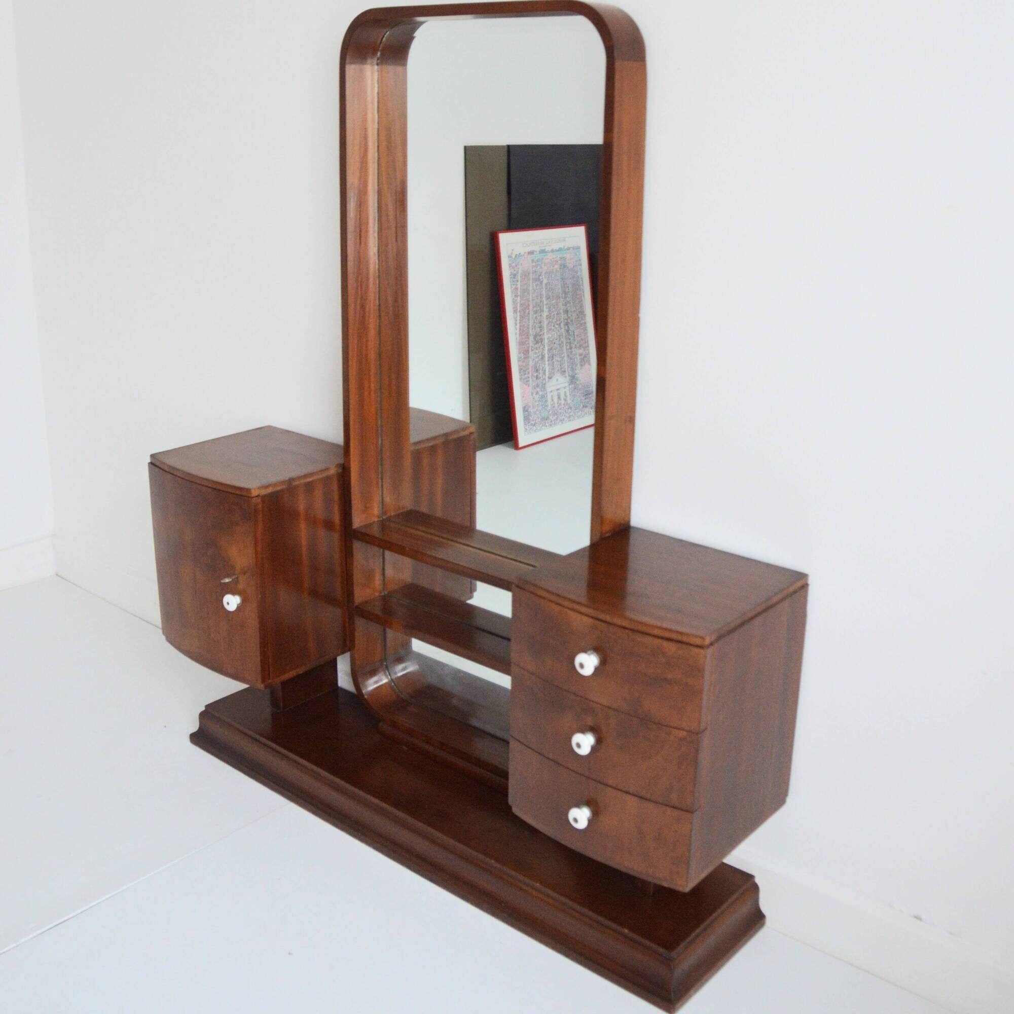 Hairdresser, Art Deco entrance furniture 1930