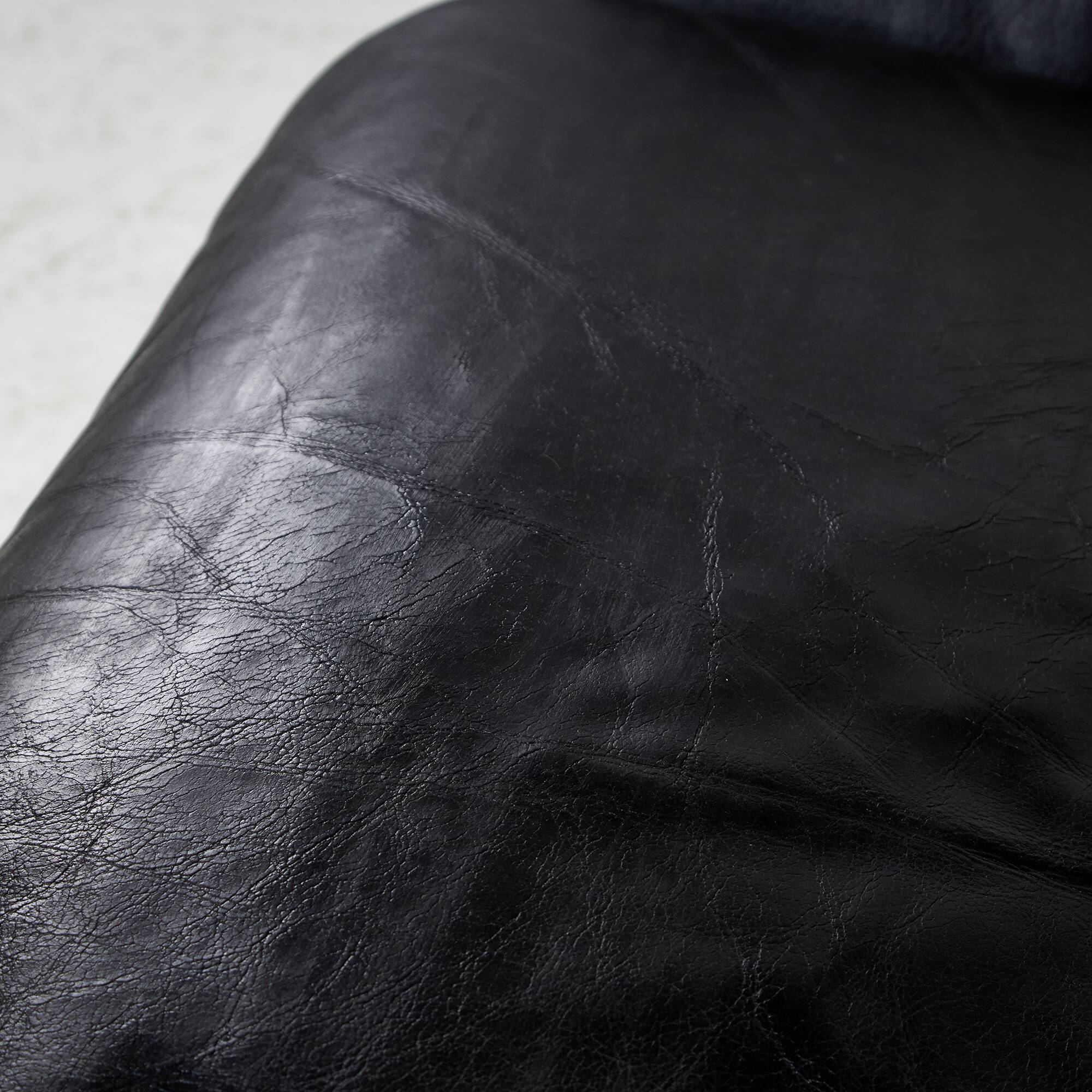 DS 2011 Leather Sofa by de Sede for de Sede, 1970s (MK10612)